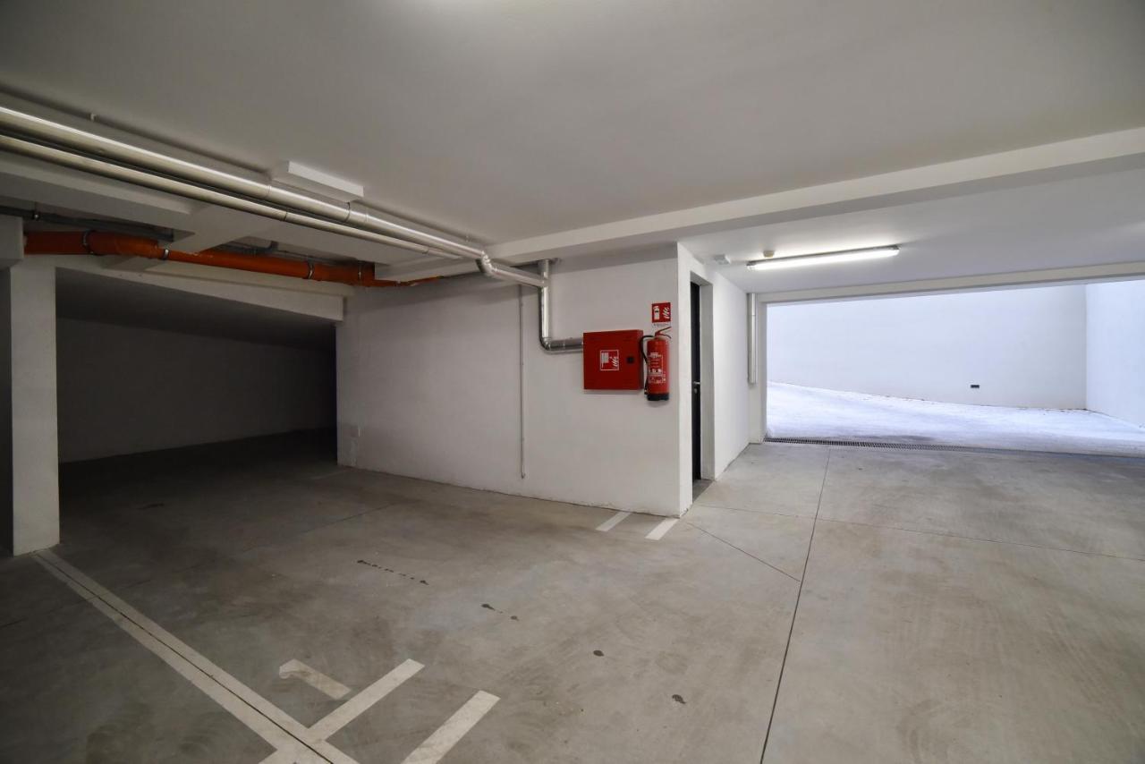 Ophelia Apartment With Parking Zagreb Exteriör bild