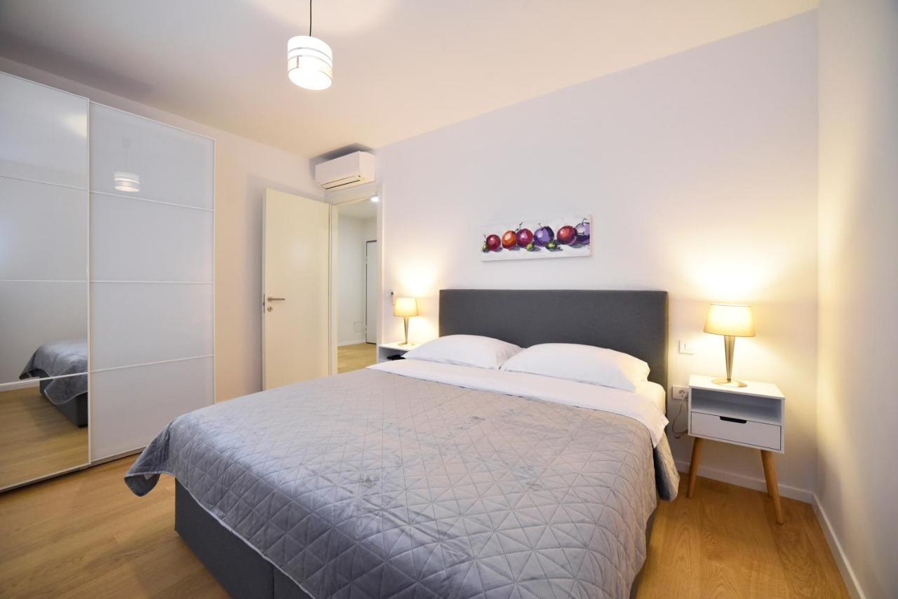 Ophelia Apartment With Parking Zagreb Exteriör bild