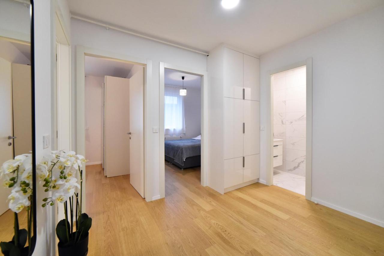 Ophelia Apartment With Parking Zagreb Exteriör bild