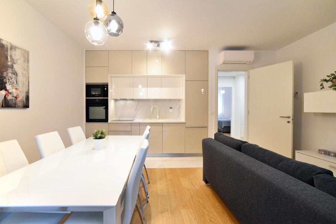 Ophelia Apartment With Parking Zagreb Exteriör bild